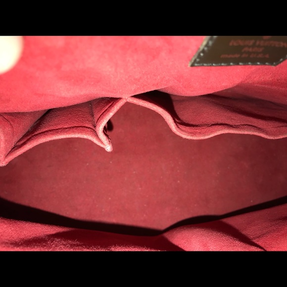 Authentic Louis Vuitton Trevi PM Damier - Picture 5 of 8